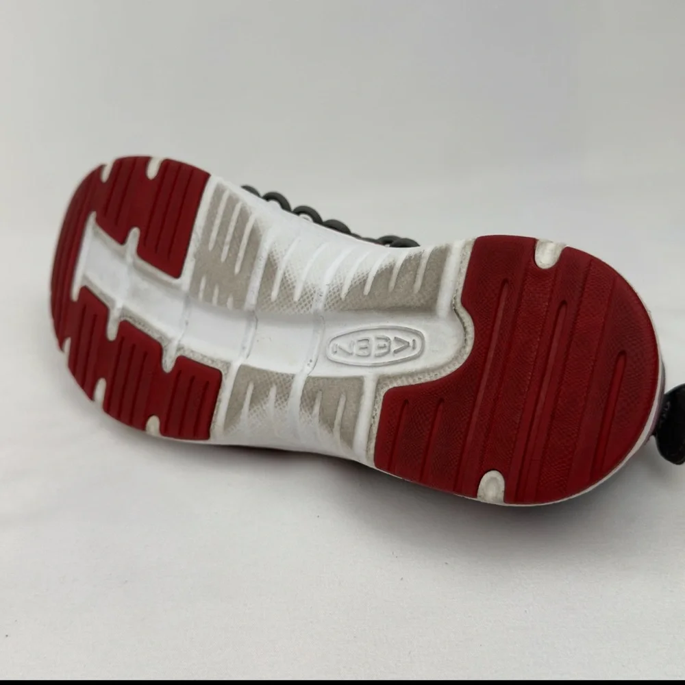 KEEN Uneek O2 Gray Red Woven Sneaker Sandals Youth Sz 5 EU 37 Gorpcore